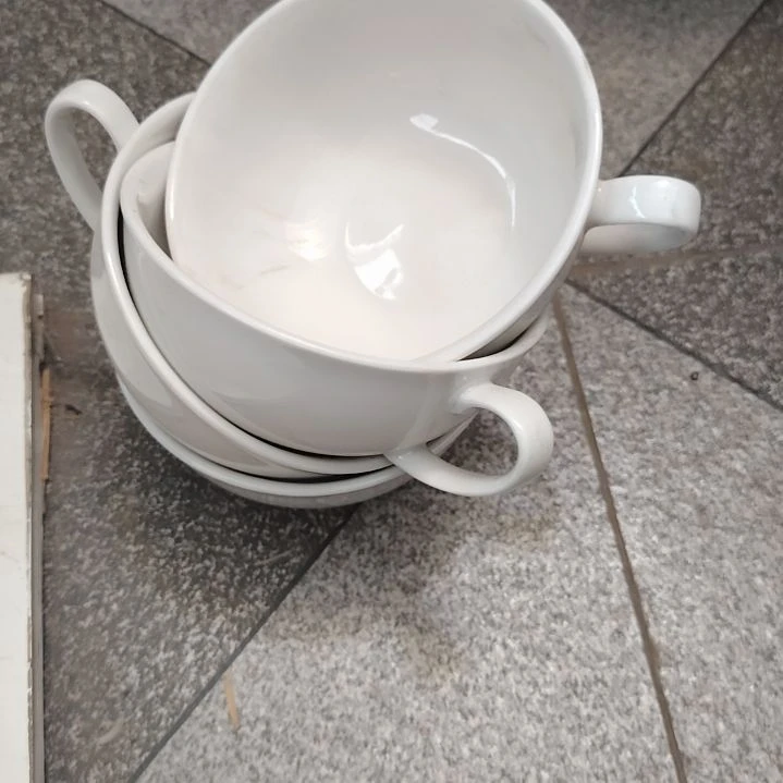 瓷片陶瓷盘子碗啥都有