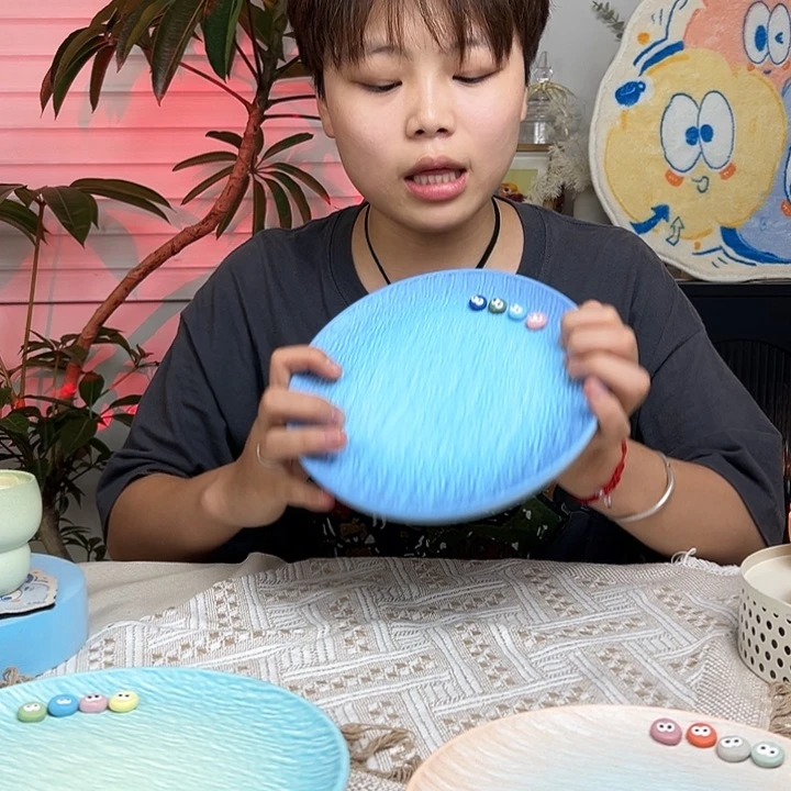 波光粼粼哒盘子 价格268