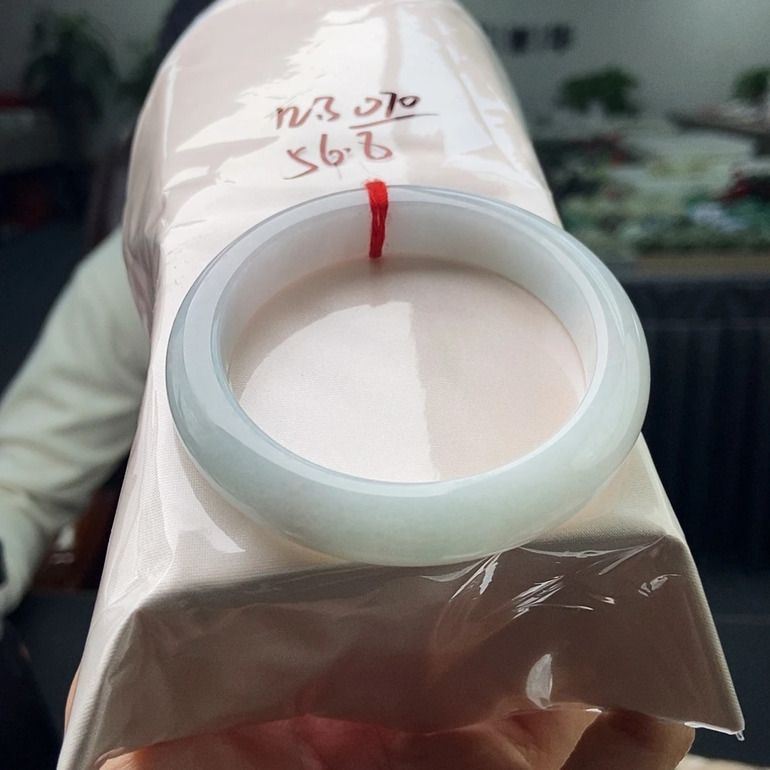 翡翠未镶嵌手镯拍一发一