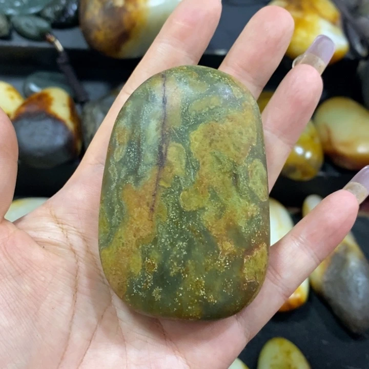 和田玉（糖玉）未镶嵌挂件