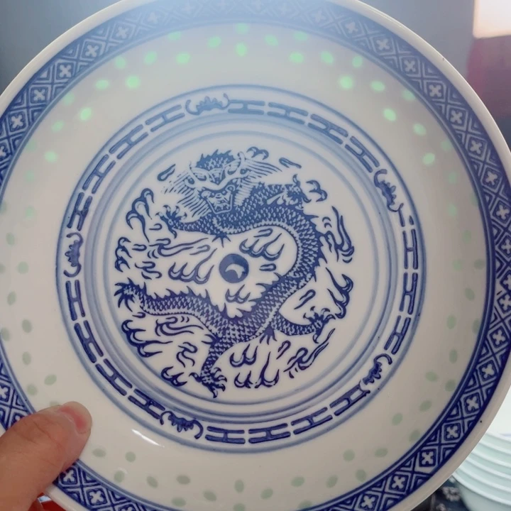 青花玲珑8寸窝盘龙纹