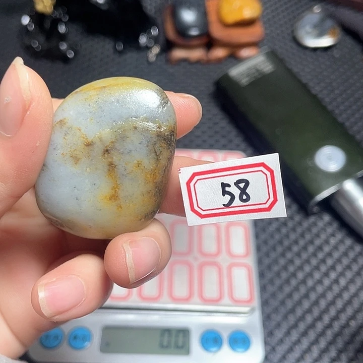 未镶嵌和田玉挂件58