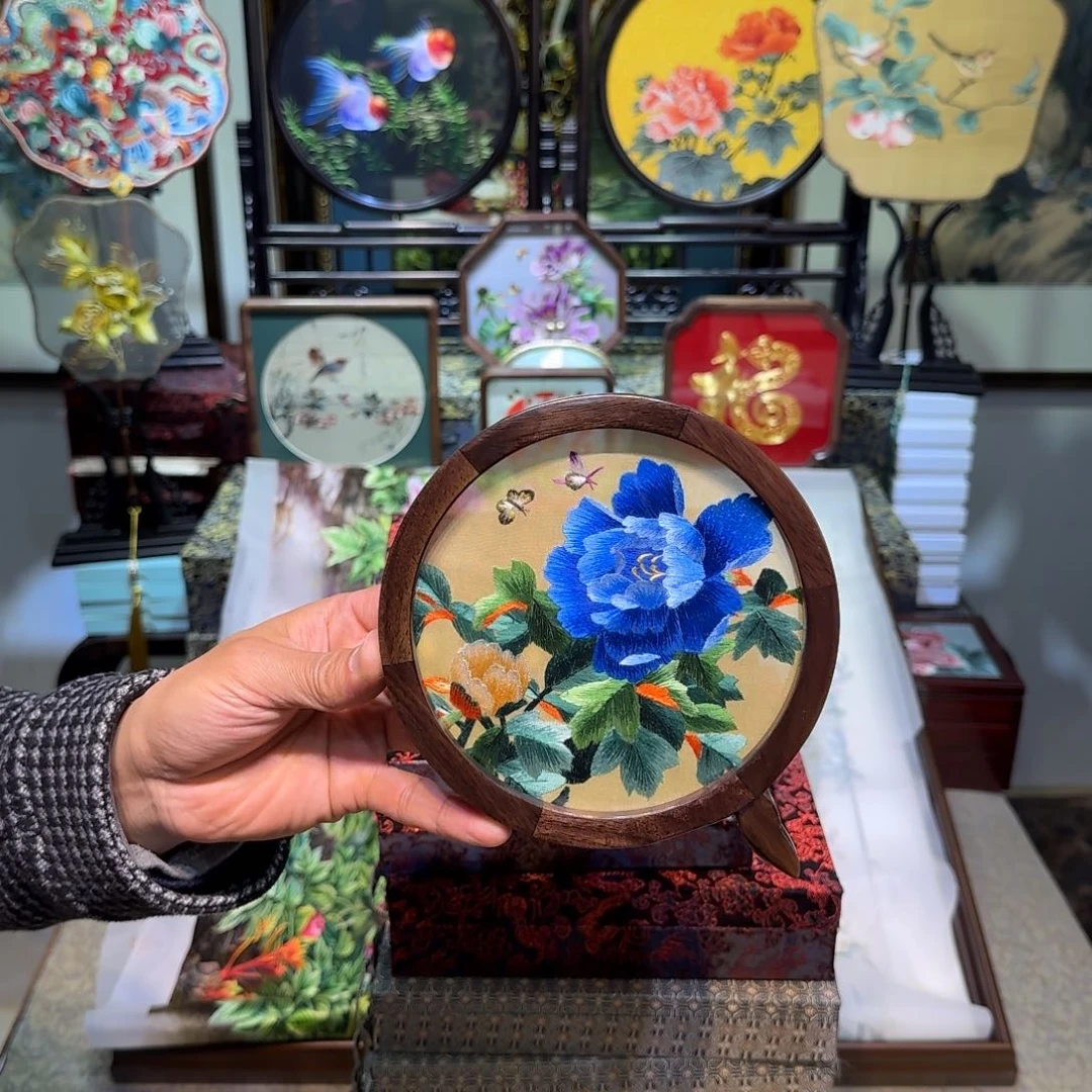 刺绣刺绣工艺精湛