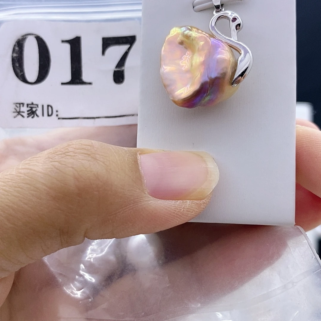 颈饰钛钢淡水珍珠