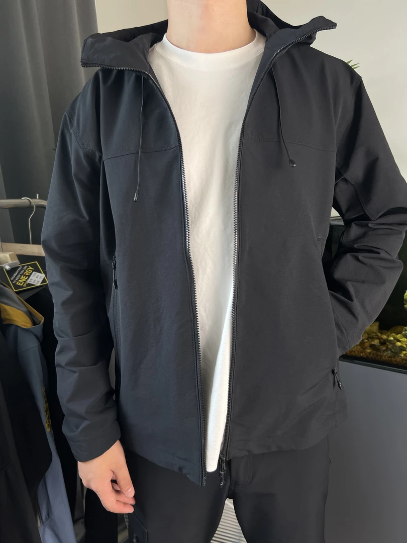 【和煦】男士冲锋衣户外休闲春秋外套简约百搭连帽