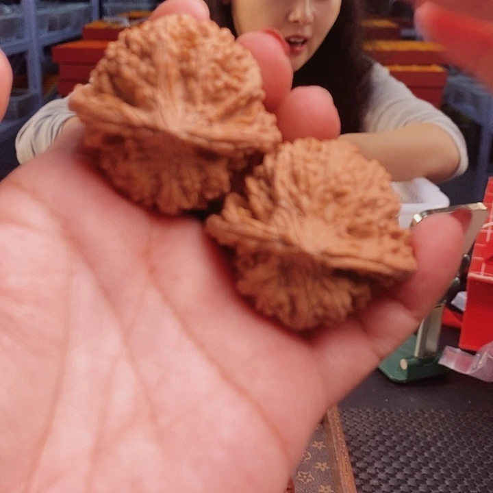 把件文玩核桃百花山46