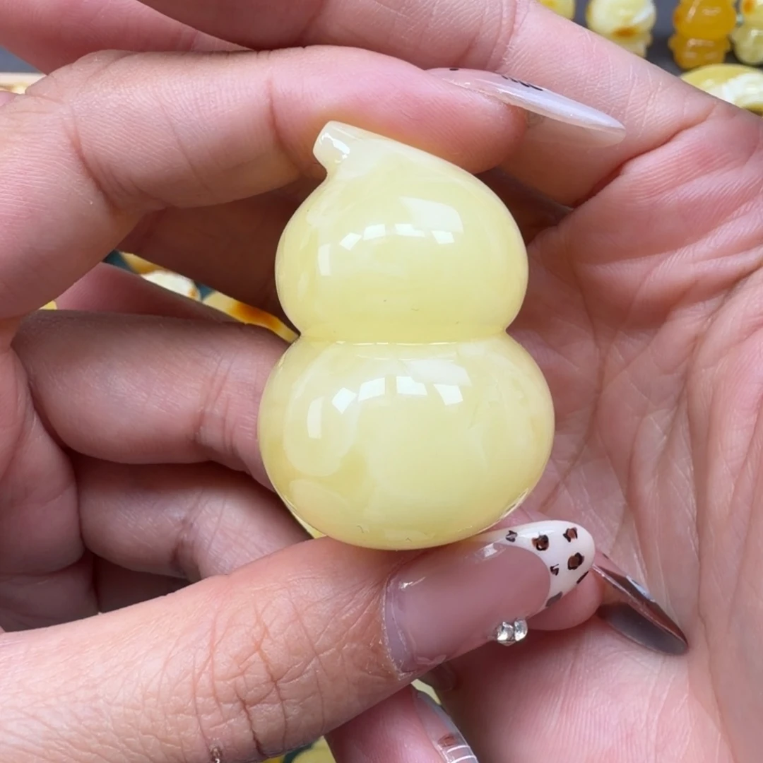 琥珀未镶嵌裸石蜜蜡