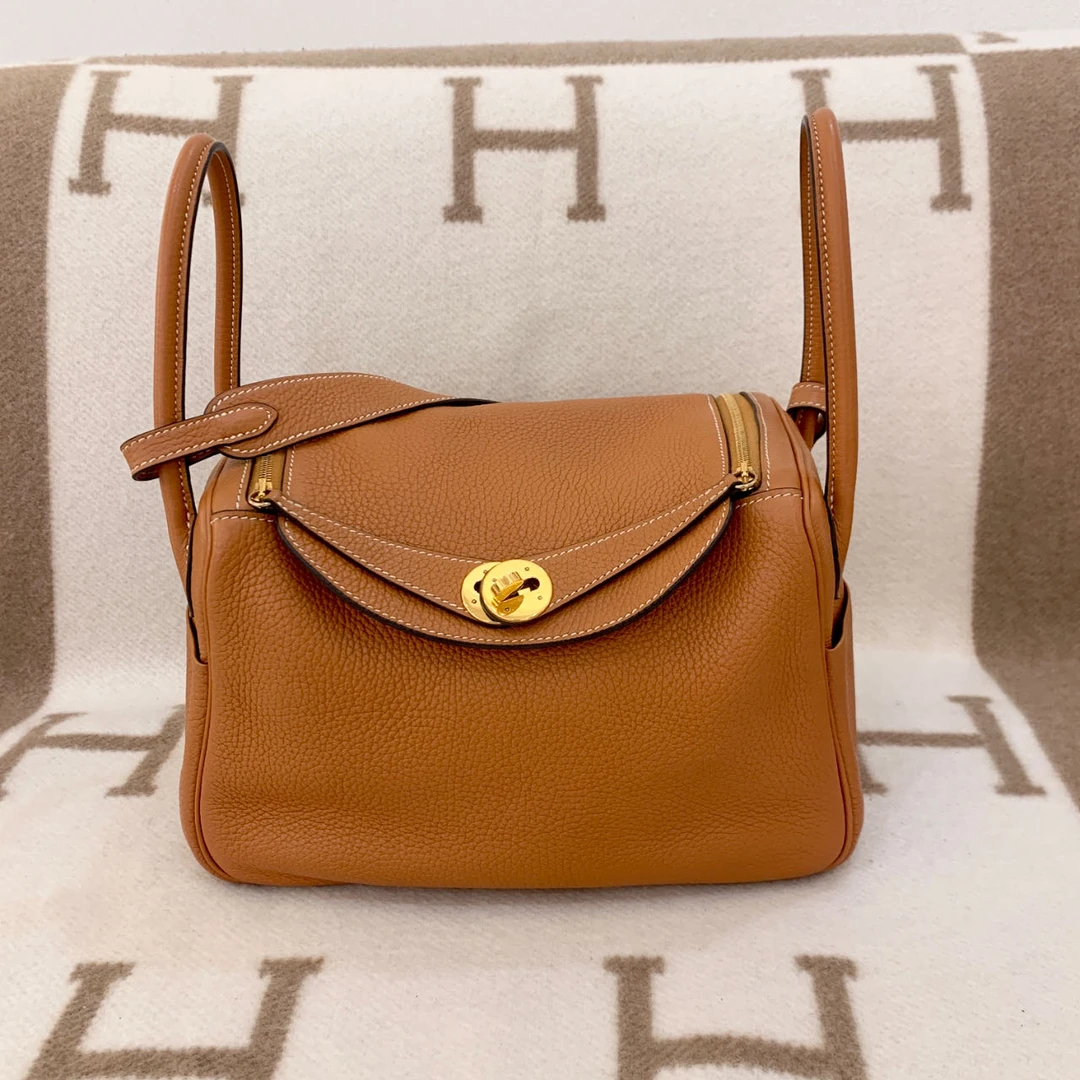 95新 Hermes/爱马仕 98新lindy 26 Ctc皮太妃金zbb0329a4 直播价: