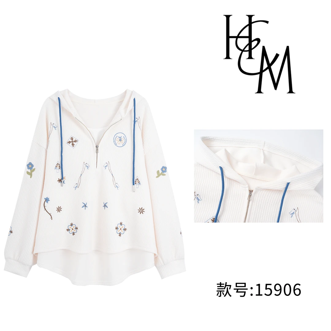 HUIERMAN/慧尔曼时尚设计款秋冬绣花半拉链连帽假两件卫衣【15906】