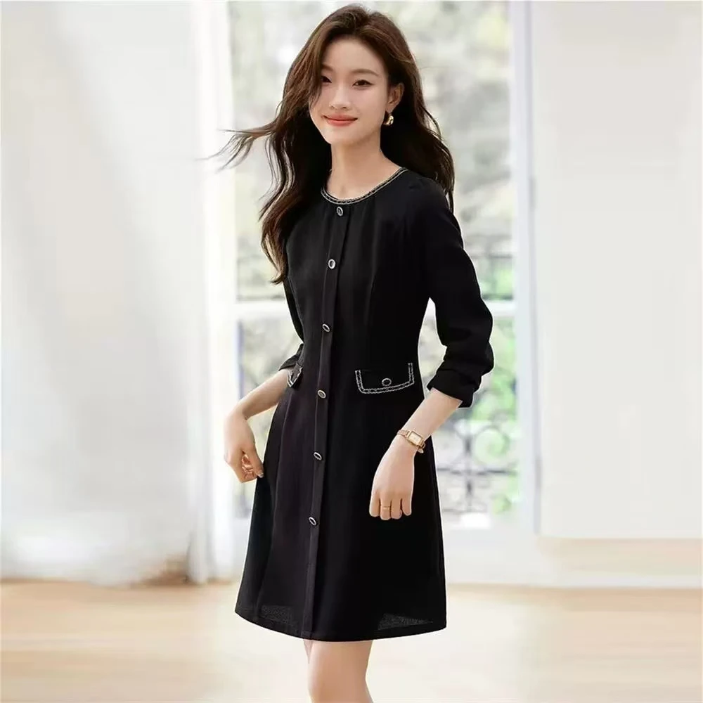 鑫欣阿玛施艾正2025秋新款小香风显瘦长袖连衣裙纯欲慵懒风女装