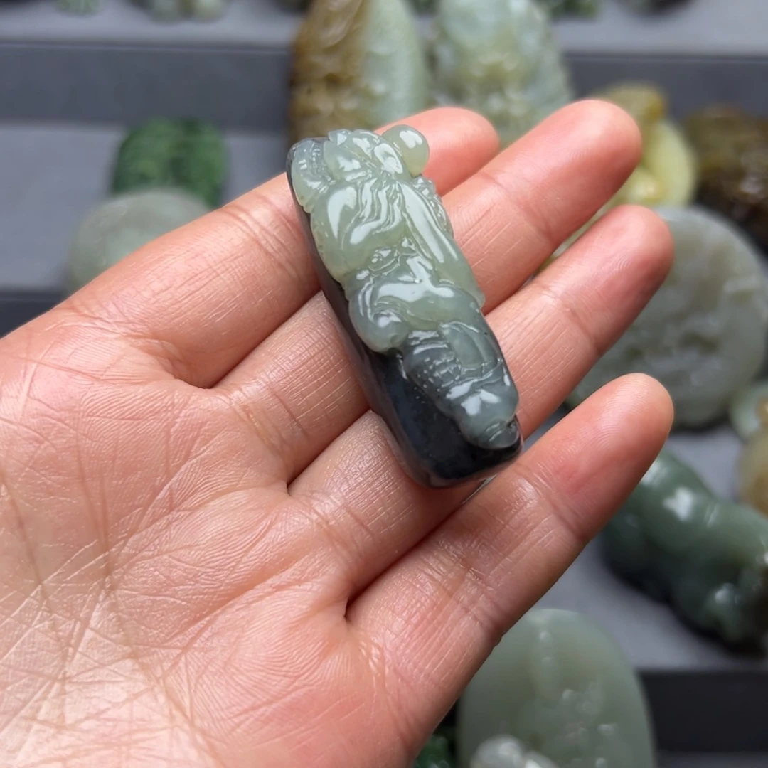 和田玉颈饰未镶嵌星*