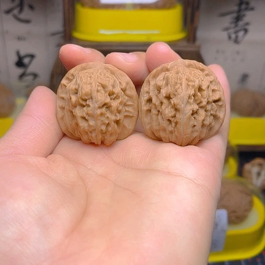 文玩核桃吊坠四座楼