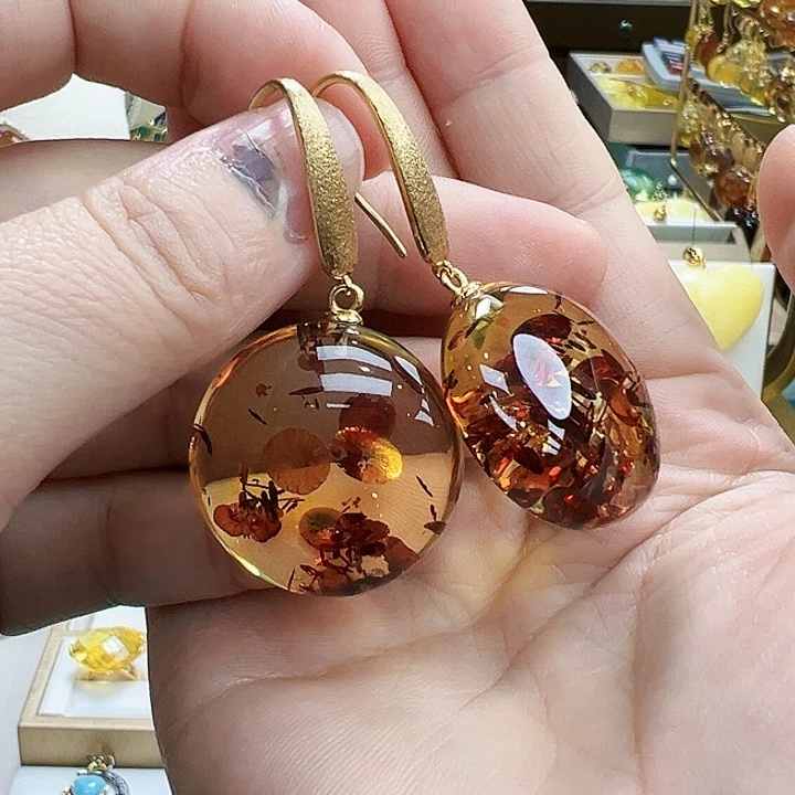 琥珀未镶嵌珠宝奇石