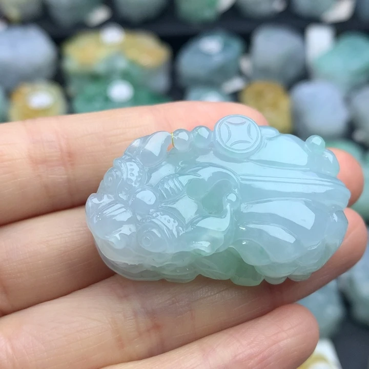 翡翠未镶嵌颈饰天然缅甸A货翡翠貔貅吊坠