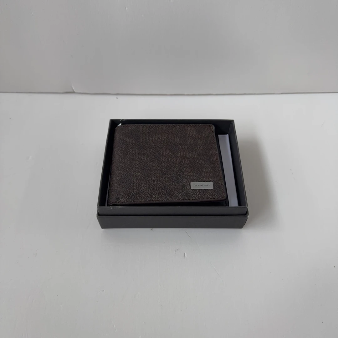 95新 MICHAEL KORS/迈克高仕 迈克高仕咖色百搭钱包