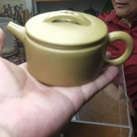 茶壶紫砂辽****司本山绿泥，汉瓦壶，210㏄容量