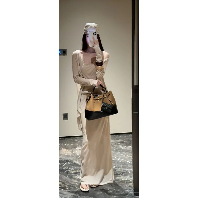 法式设计款显瘦无袖背心内搭修身时尚开衫上衣气质时尚收腰半身裙