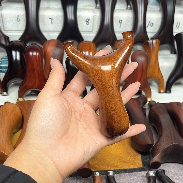 沙铁龅牙飞虎。。。。。