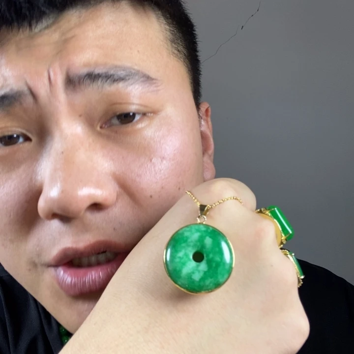 颈饰未镶嵌翡翠高端时尚30mm平安扣