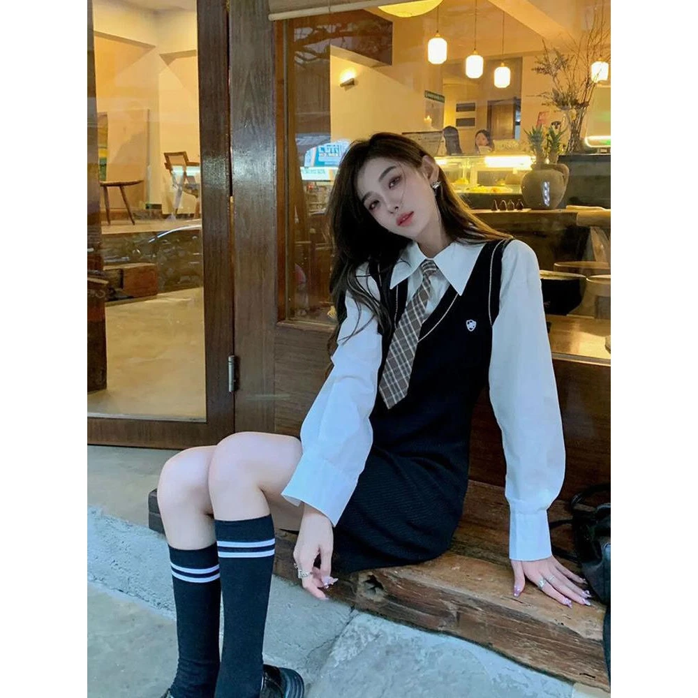 套装气质秋装制服假秋季秋冬包臀裙针织新款甜美减龄感显瘦女裙子