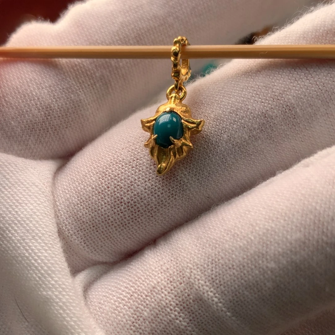 绿松石18K金镶嵌配饰