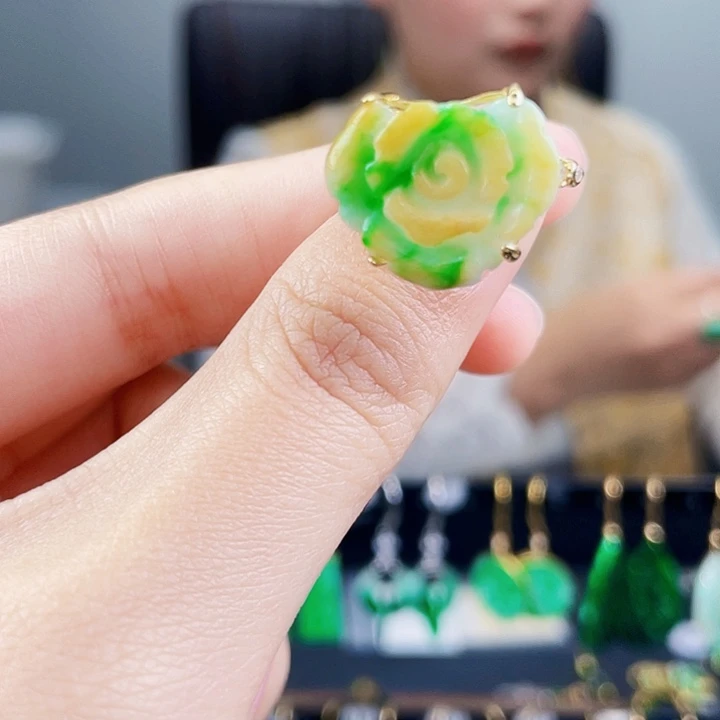 翡翠戒指银S925镶嵌饰品