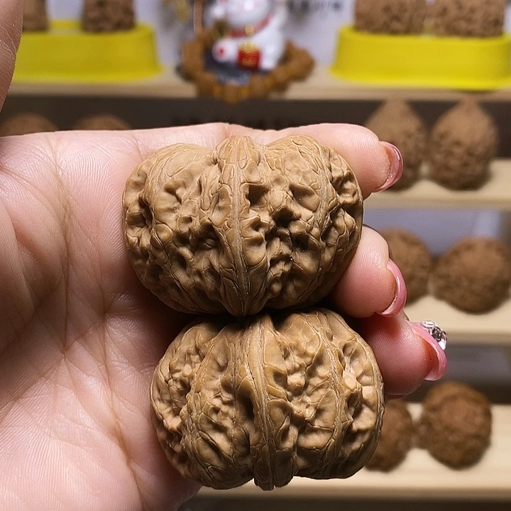 45尺寸的翘肩元宝