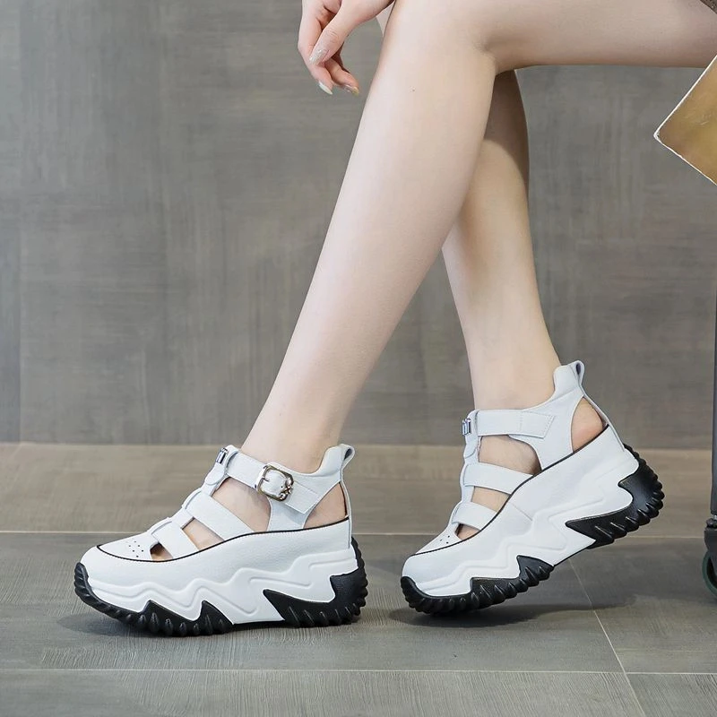 万达撤柜头层牛皮增高7cm秋季镂空凉鞋女透气显瘦时尚休闲老爹鞋.