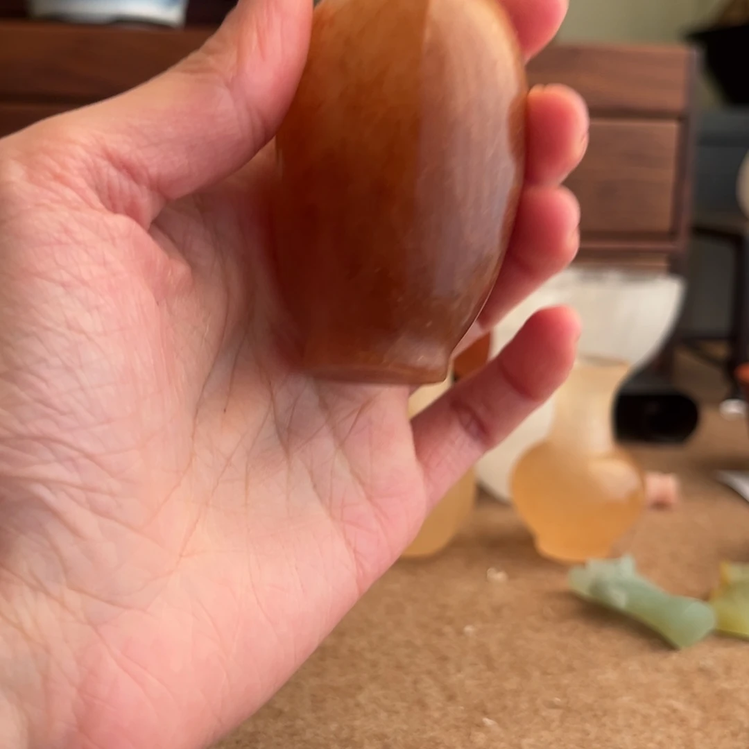 妮***昌化石印石花瓶1只