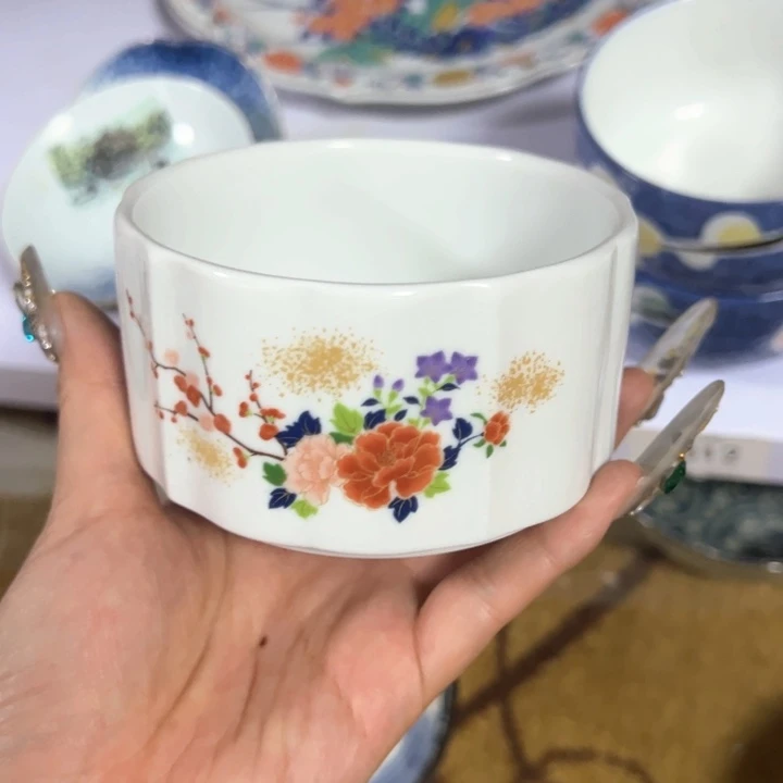 盖碗盛**唐瓷器直播放漏中