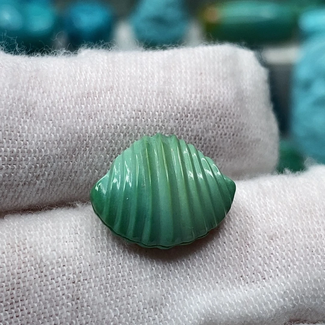 绿松石未镶嵌天然原矿 带武汉地大证书