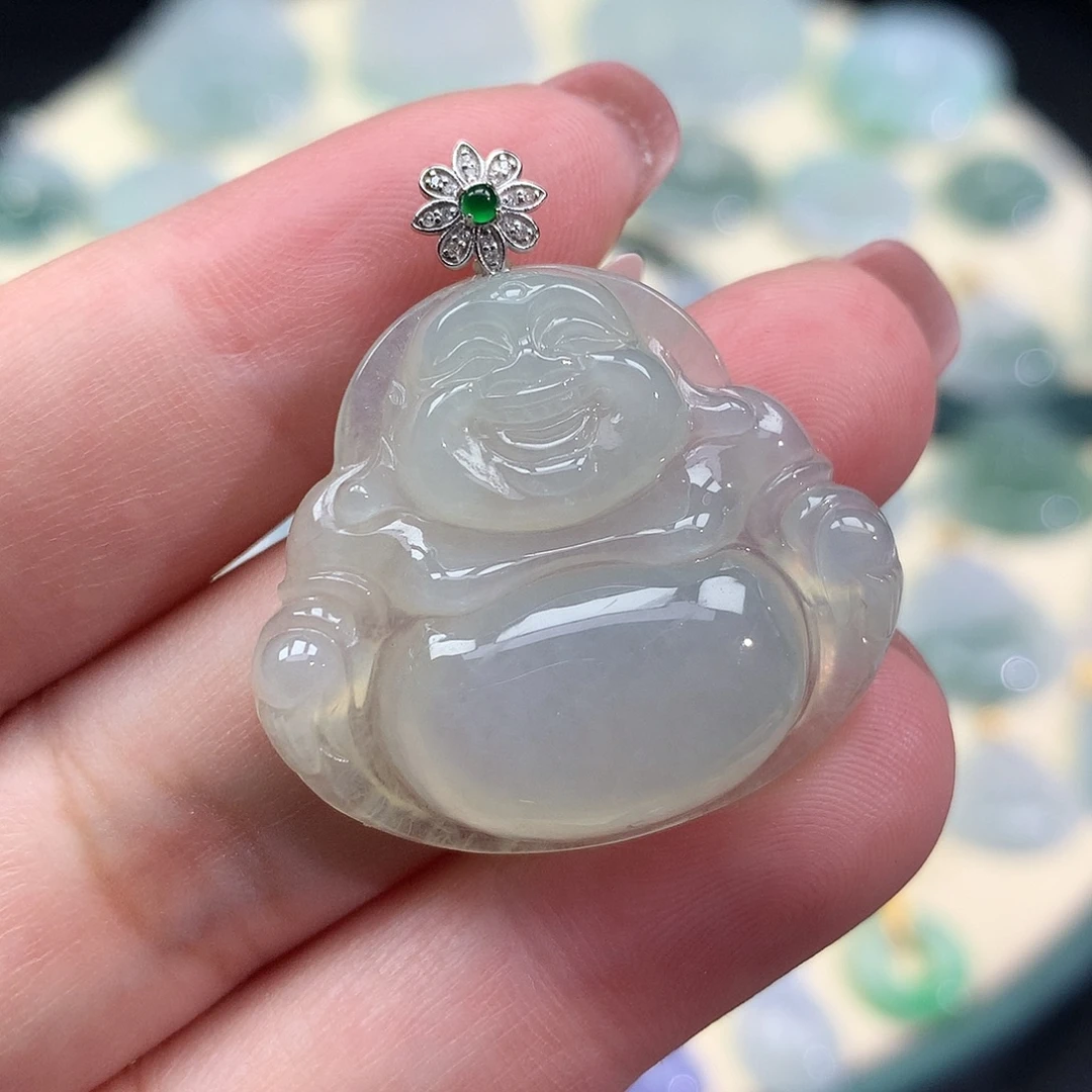 翡翠18K金镶嵌颈饰佛公