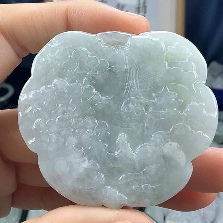 翡翠未镶嵌颈饰翡翠