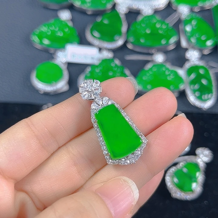 翡翠银S925镶嵌吊坠(不含链)