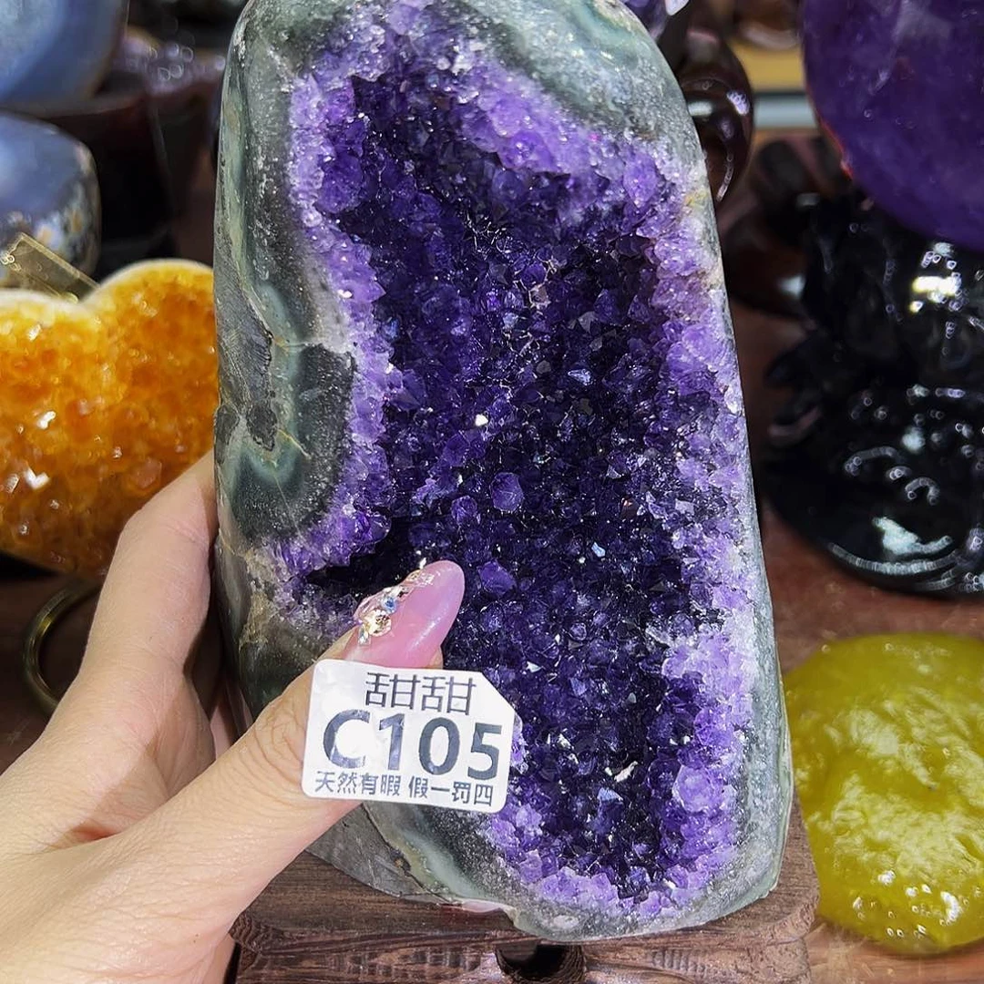 水晶大型摆件未镶嵌