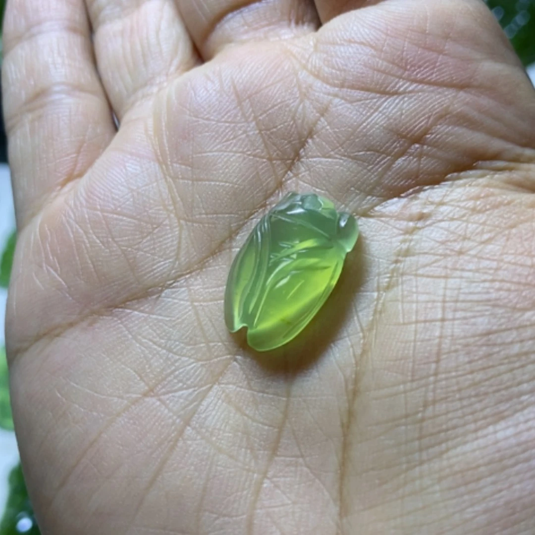 【闪购商品】未镶嵌蛇纹石玉颈饰