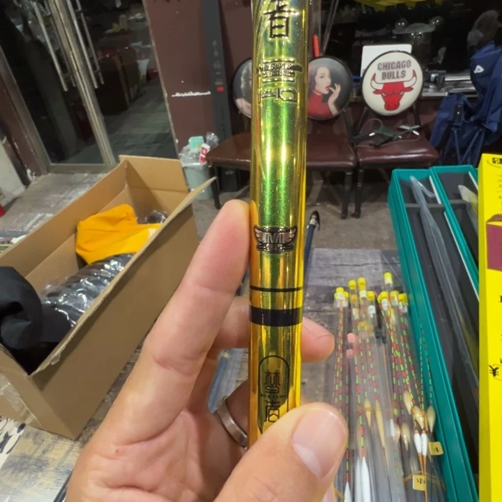 六***?梦者金甲圣衣80-140支架一个