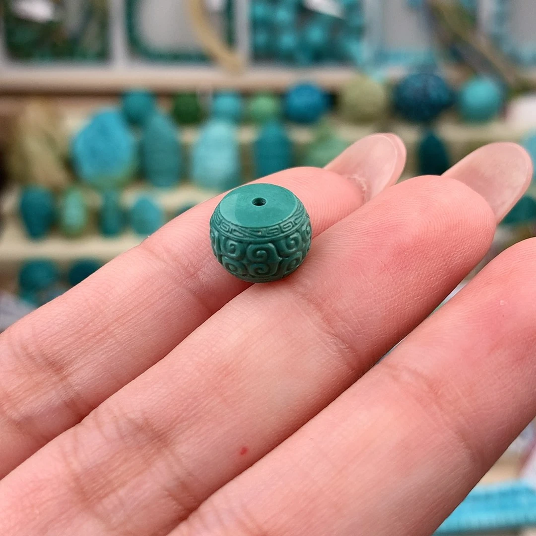 未镶嵌绿松石珠宝奇石