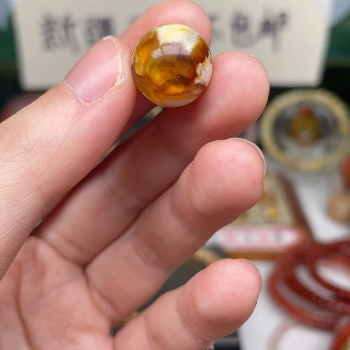 ！***！琥珀未镶嵌裸石58号