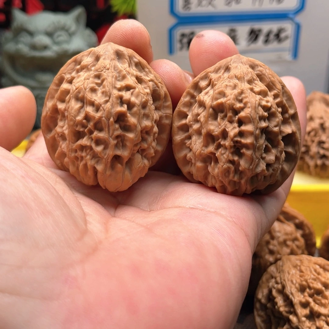 文玩核桃吊坠38野牛