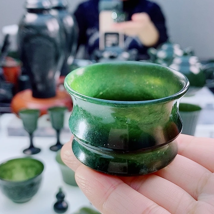 和田玉（青玉）未镶嵌把件