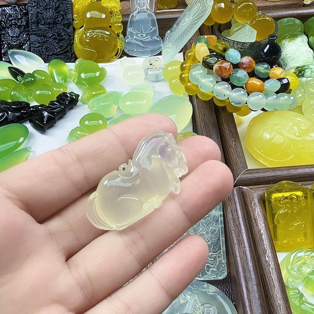 韩***华岫玉未镶嵌吊坠(不含链)