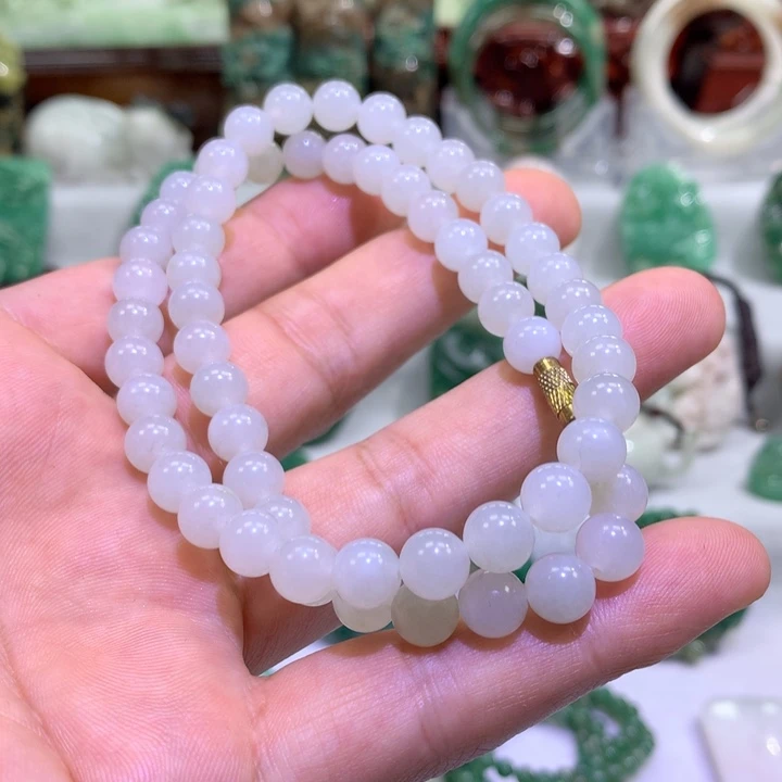 燕***子独山玉未镶嵌颈饰