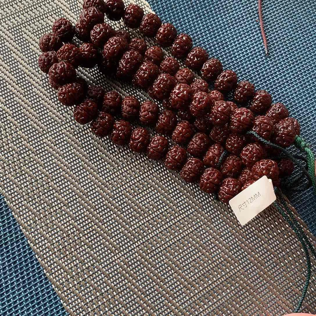 吊坠金刚菩提老树王手持