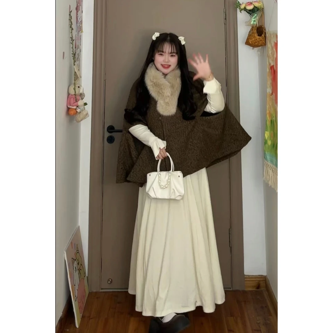 法式名媛气质高级感斗蓬披肩长袖连衣裙女2025秋季新款时尚套装潮