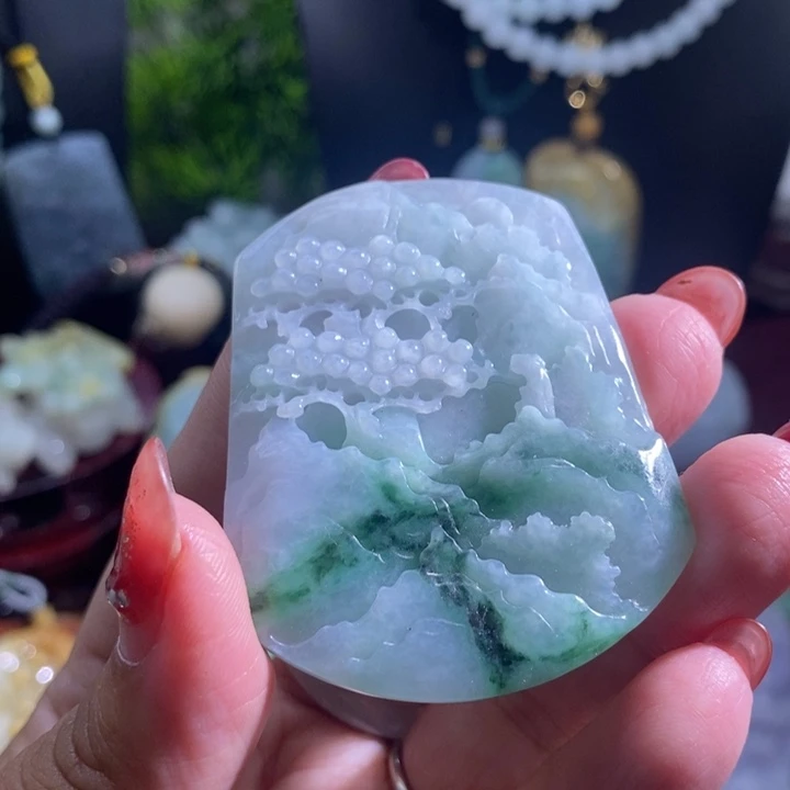 【闪购商品】颈饰未镶嵌翡翠山水