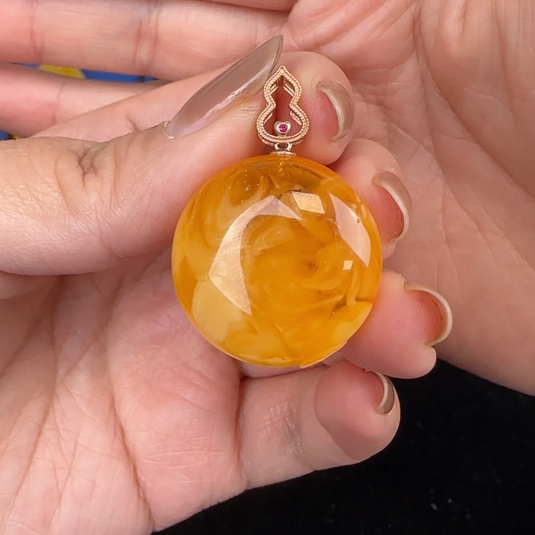 蜜蜡吊坠(不含链)18K金镶嵌