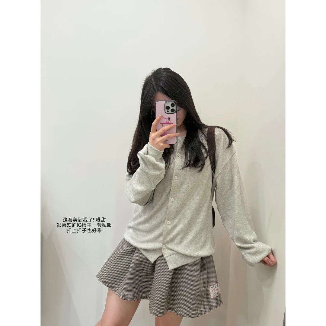 8.30晚20点/IG博主私服! 慵懒甜糯感~降温刚需灯笼袖开衫薄外套