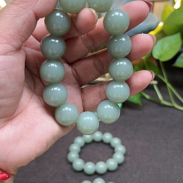 和田玉手串未镶嵌