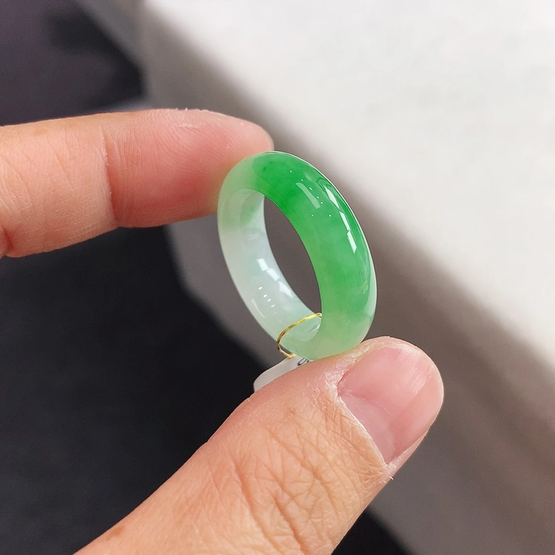 翡翠未镶嵌戒指19-20号